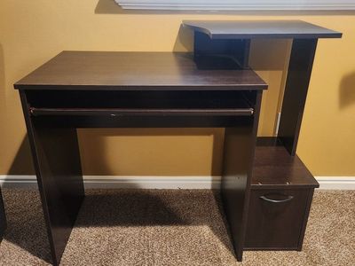 Sauder Computer Desk
