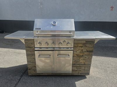 Spire 5-Burner Built-In Propane Grill Island