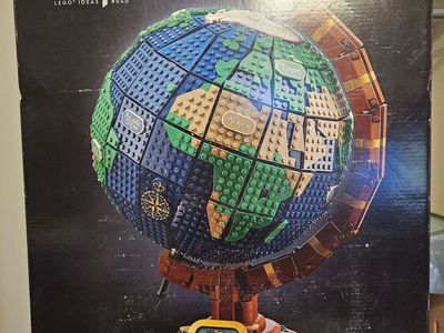 Lego Ideas: The Globe (21332)