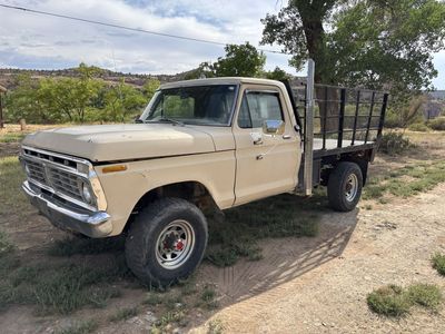 1975 Ford F-250