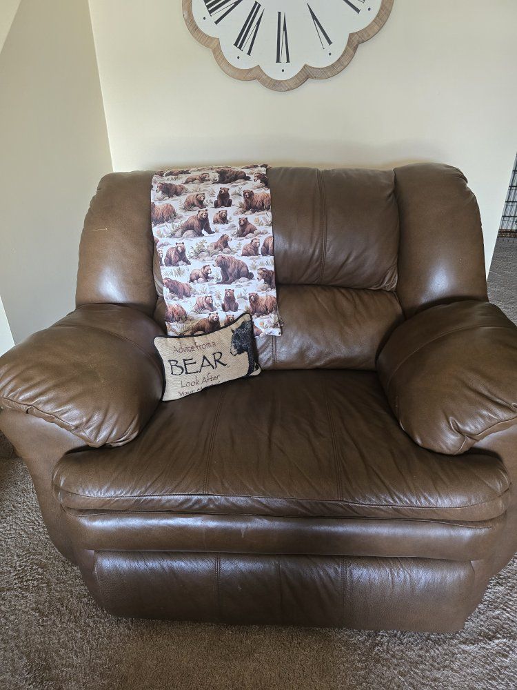 oversized recliner 