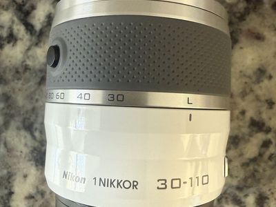 Nikon 30-110 ED IF lense