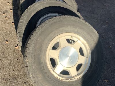 GM Chevy 6x139.7 16 Inch Wheels Rims & Tires