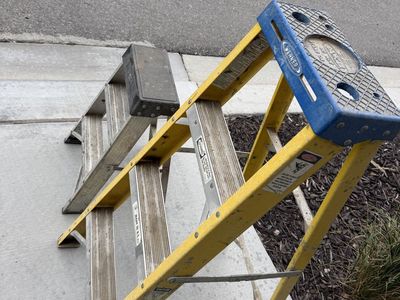 2’ and 4’ ladder