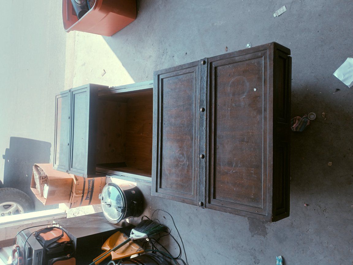 Main image 3