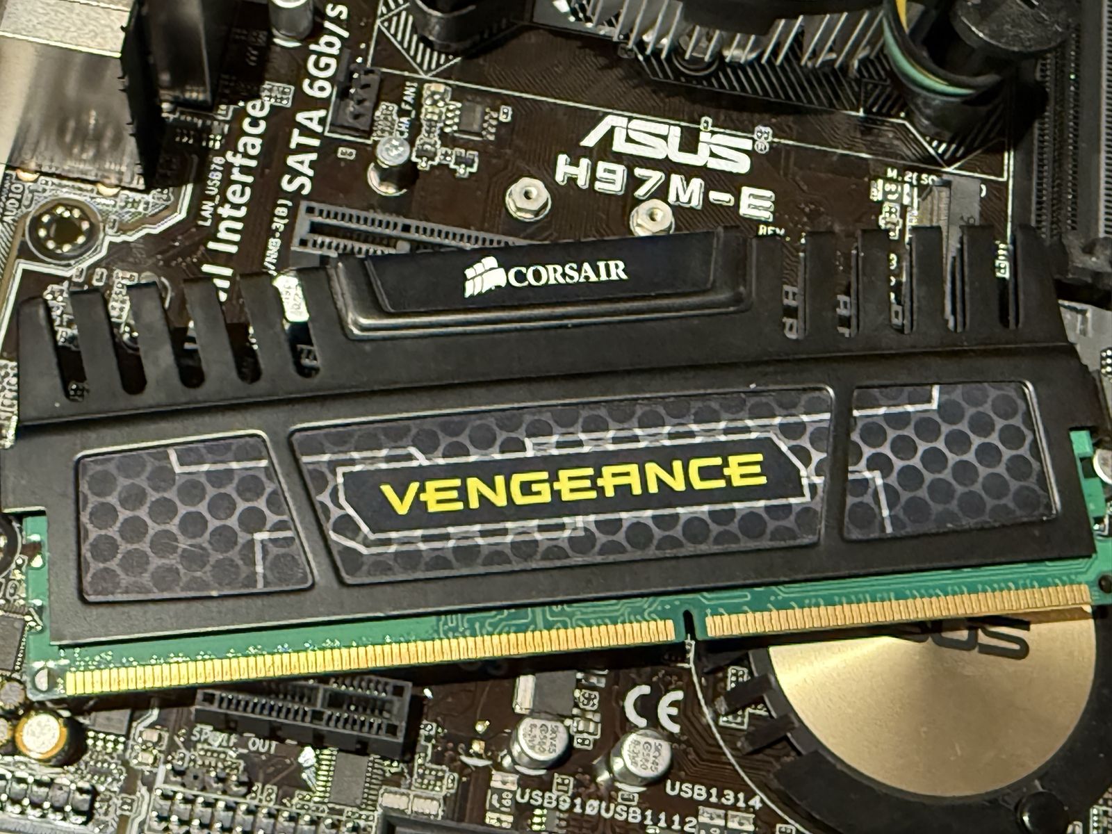 8GB DDR3 Corsair RAM memory 2x4GB