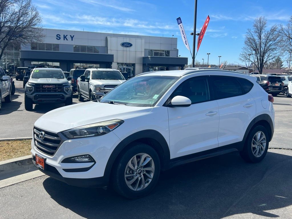 2016 Hyundai Tucson SE