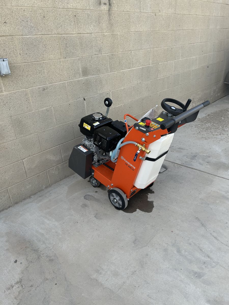 QTY 2. Husqvarna FS 400 LV Walk-Behind Floor Saw Concrete Cutter