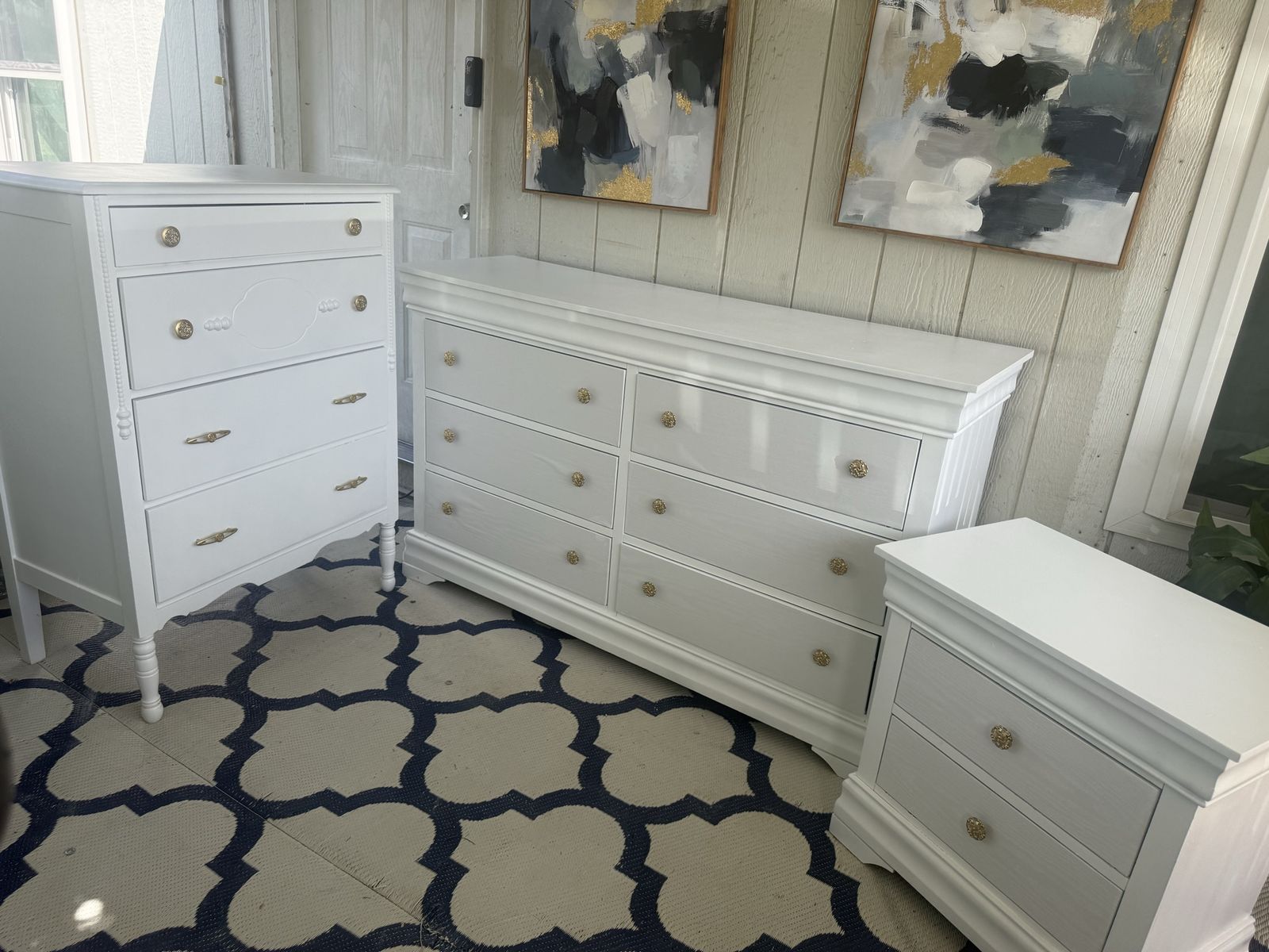 Beautiful set 3 pc 2 dresser 1 nightstand