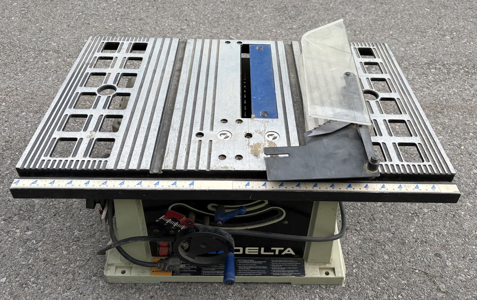 Delta 10” Table Saw