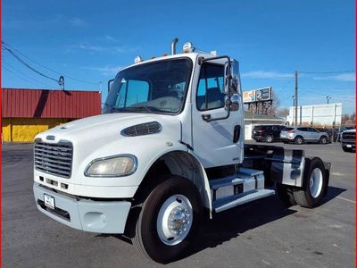 2010 Freightliner M2 106 Day Cab Truck Single Axle Tractor, Shorter W.B.