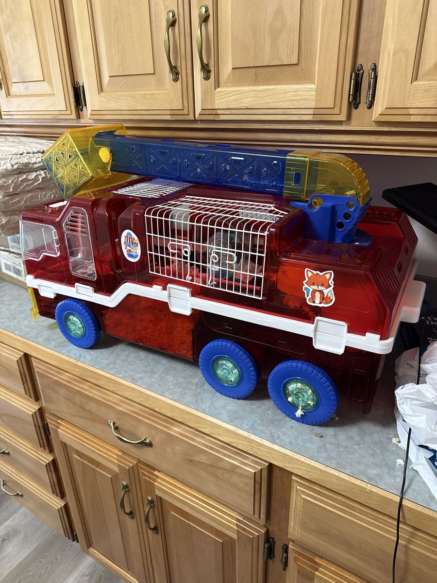 HAMSTER and Crittertrail Fire Truck Hamster Habitat Cage with Accessories - Used