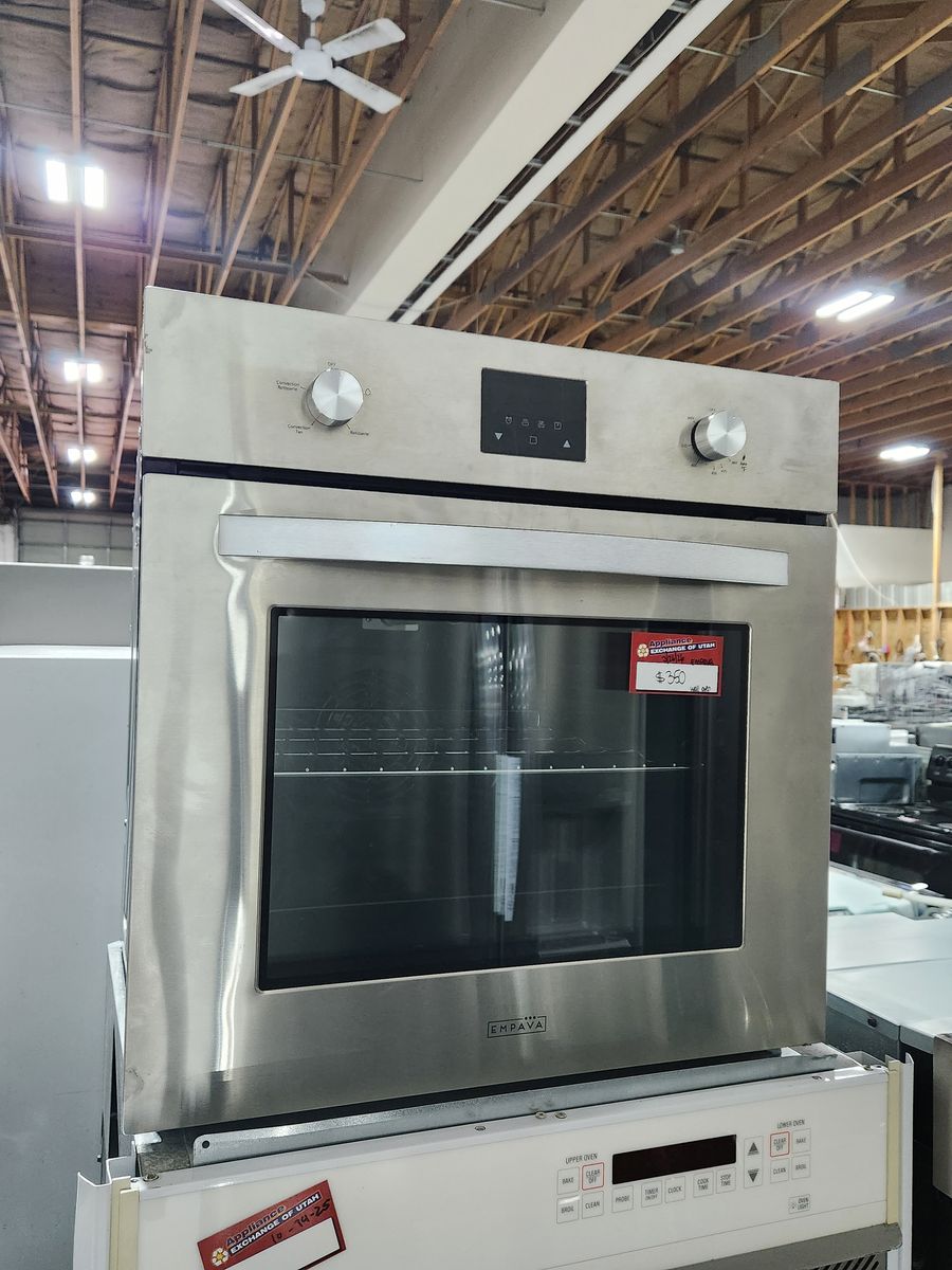 STUNNING EMPAVA STAINLESS STEEL SINGLE WALL OVEN 24 INCH!