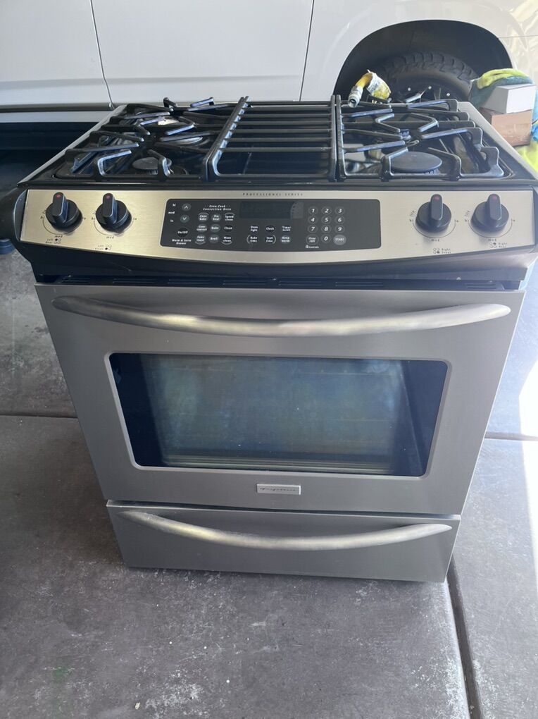 Fridgidaire Gas Slide In Stove
