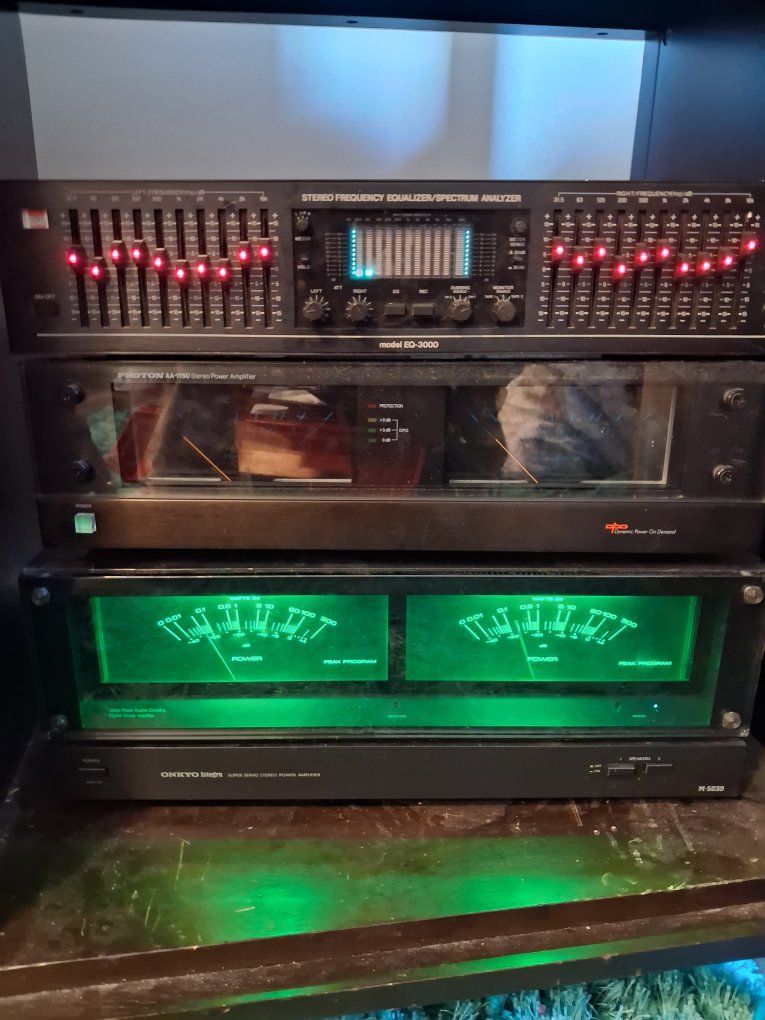 Onkyo Integra M-5030 Super Servo Stereo Power Amplifier with Peak Program Display