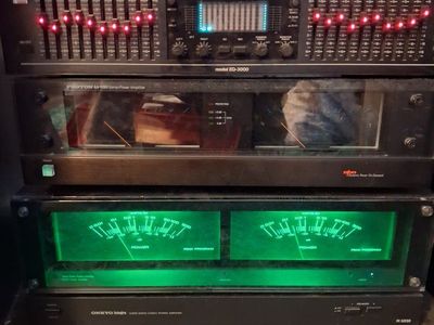 Onkyo Integra M-5030 Super Servo Stereo Power Amplifier with Peak Program Display