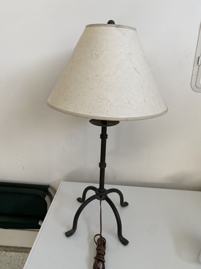 Iron Table Lanp