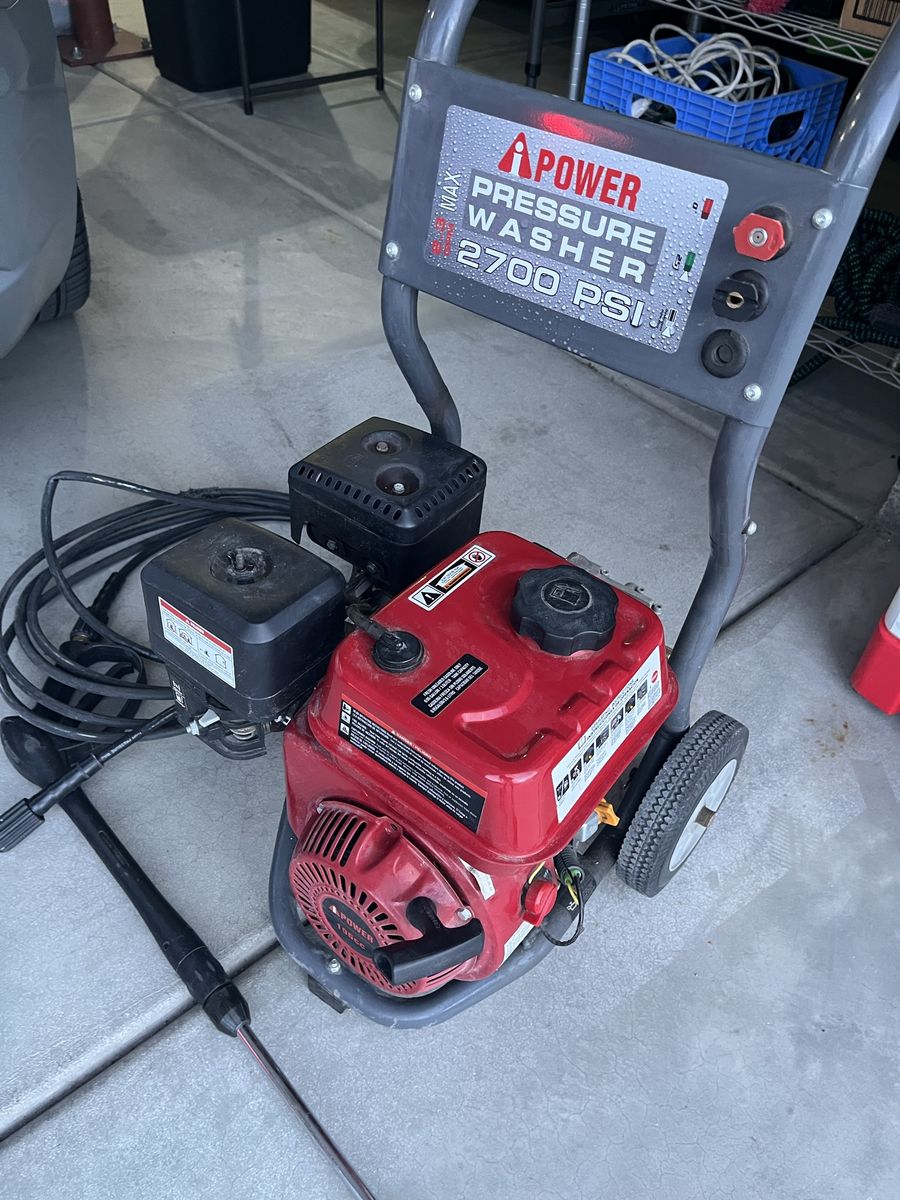 iPower APW2700 2700 PSI Gas-Powered Pressure Washer 2.3 Gallon