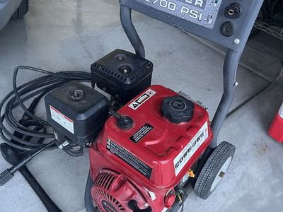 iPower APW2700 2700 PSI Gas-Powered Pressure Washer 2.3 Gallon