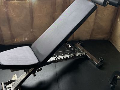 Rep Fitness Blackwing bench