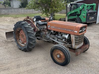Massey Ferguson 135 Vintage Tractor