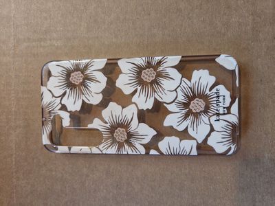 Samsung Galaxy S23+ floral themed cell phone case