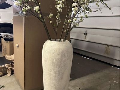 28 inch ceramic vase