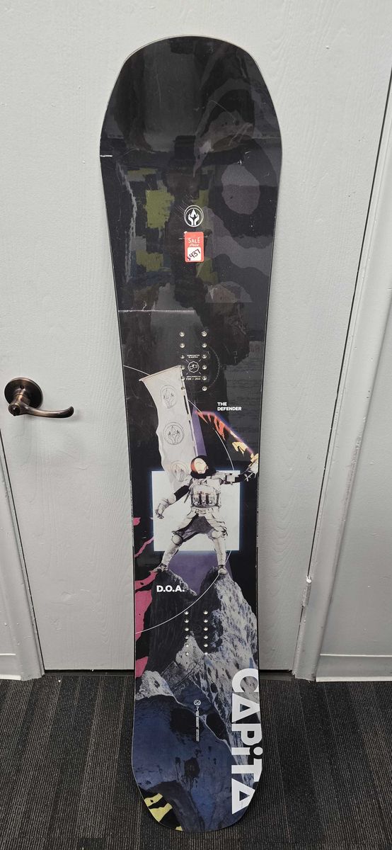 Capita Defenders Of Awesome 158cm Snowboard - Lightly Used (2026)