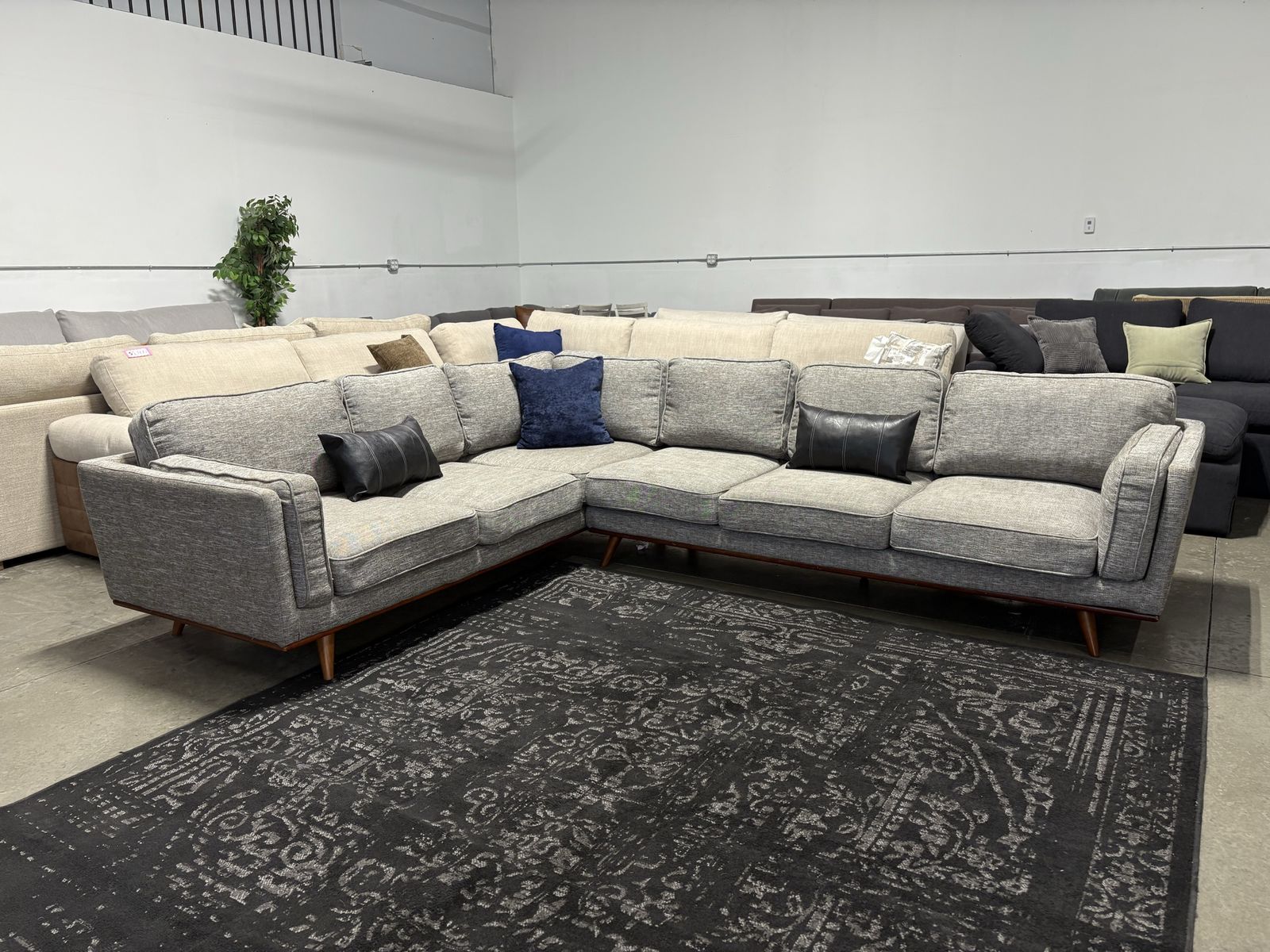 MCM Sectional (Free Delivery)