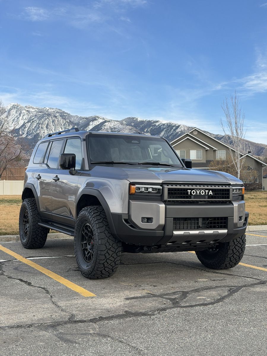 2026 Toyota Land Cruiser Base