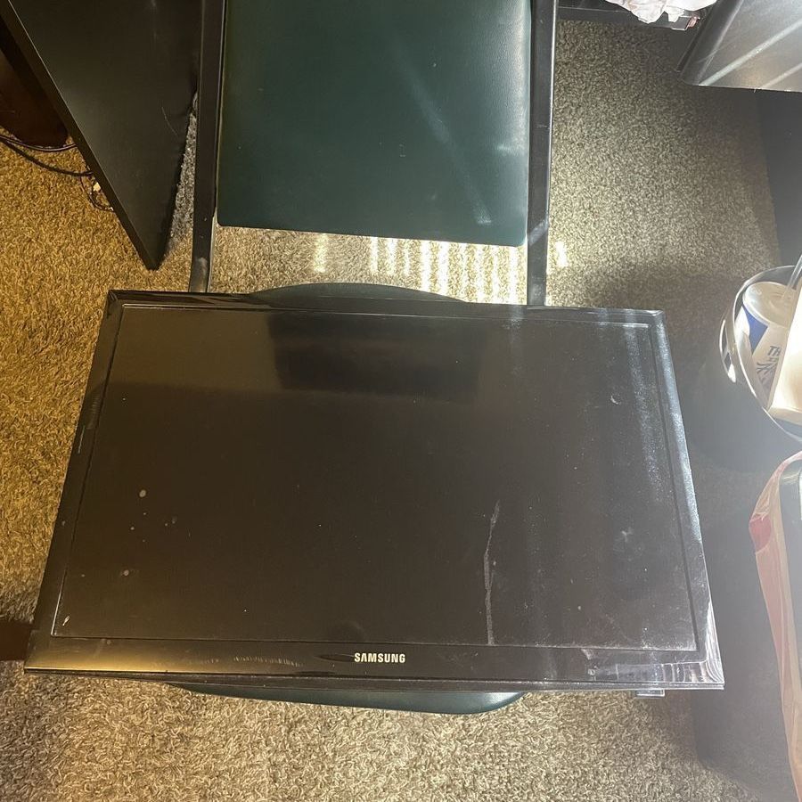 2017 Samsung tv for parts