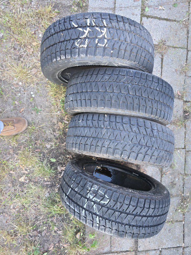 Bridgestone Blizzak Winter Tires (4) - Good Tread Depth