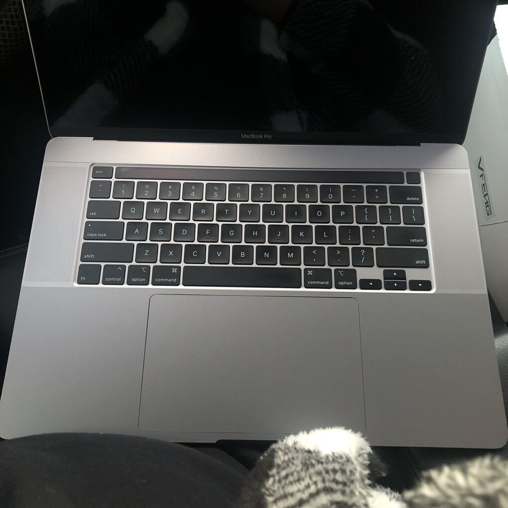 MacBook Pro 16-inch A2141