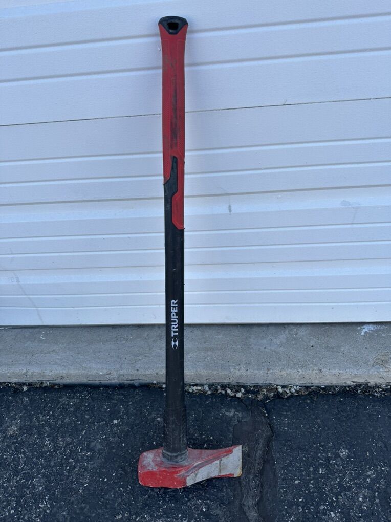 Truper 4.5-lb Steel Splitting Axe 34-in Handle