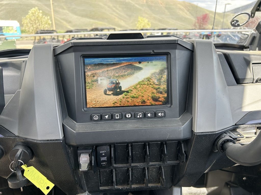 Main image 23