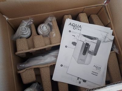 AquaTru Classic Countertop Water Purifier - Brand New - Still in box