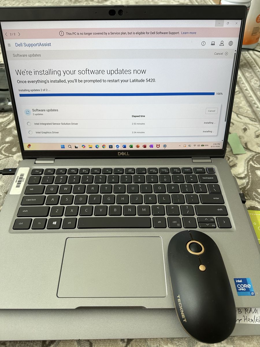 Dell Touch Laptop i7 Core 11th Gen 32 GB RAM 512 GB SSD Mouse