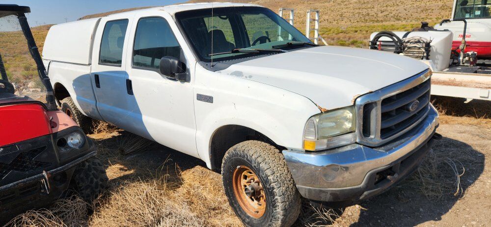 2004 F350 Ford Superduty Parting Out