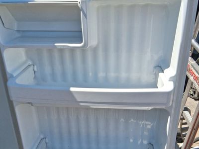 GE Top Freezer Refrigerator White Used Good Condition