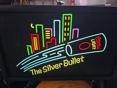 Coors Light "The Silver Bullet" Neon Sign 20"x13" Bar Mancave Decor Light-up Sign