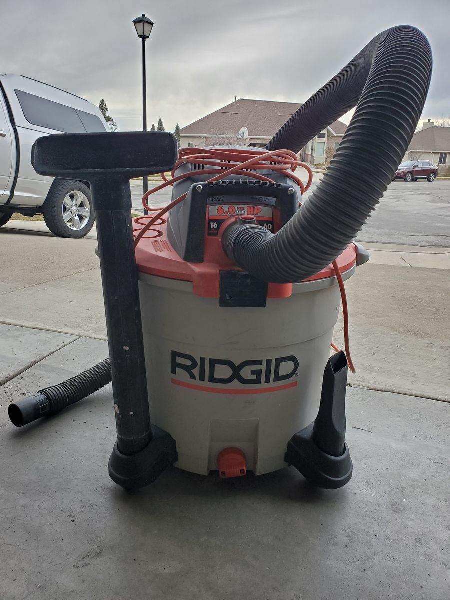 Ridgid Shop Vac 16 Gal - 6.0 Peak Power