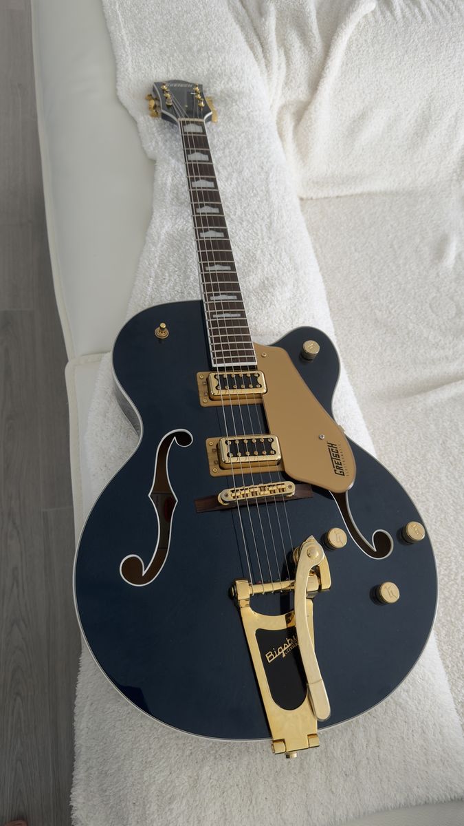 Gretsch G5427TG Electromatic Hollowbody Electric Guitar - Midnight Sapphire with Bigsby