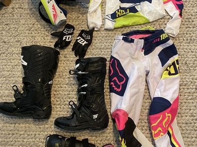 Complete Fox Racing Dirt Bike Gear Set + Alpinestars Tech 5 Boots (Worn Once / Like New) OBO