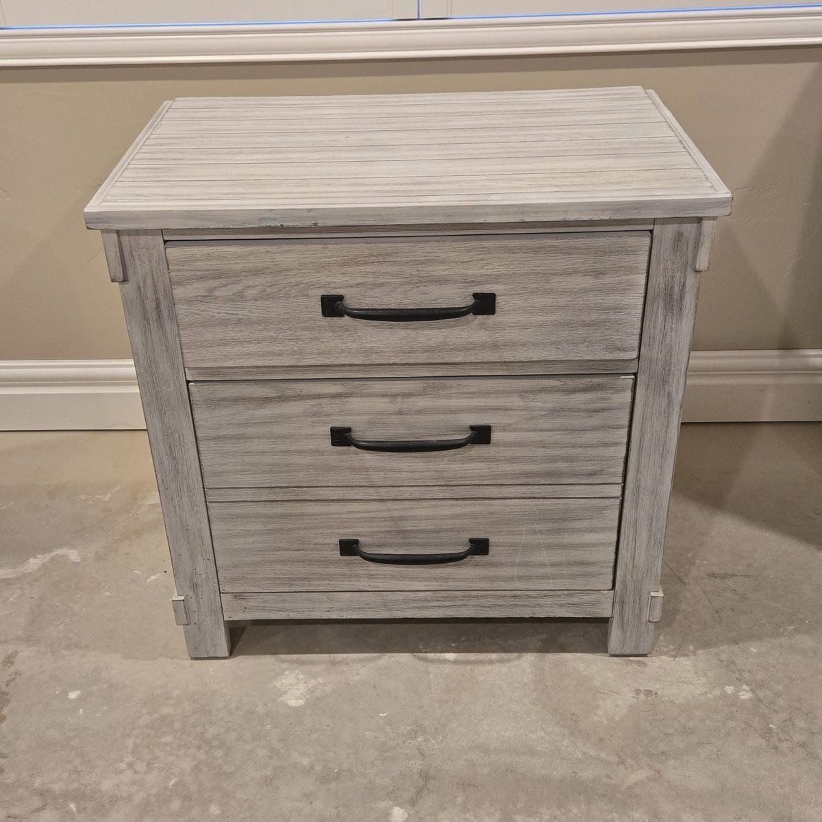 Weathered Look Gray nightstand