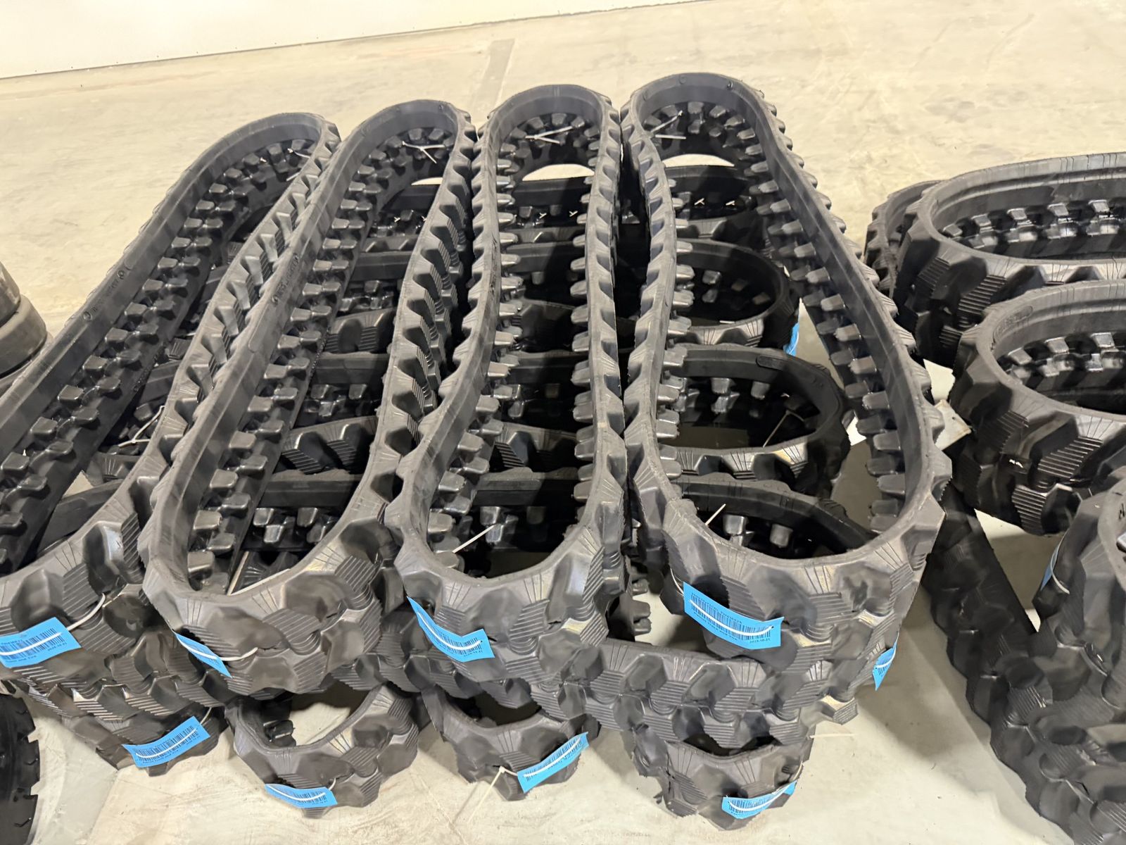 250x52x72 Lightning Bolt Tracks (SINGLES)