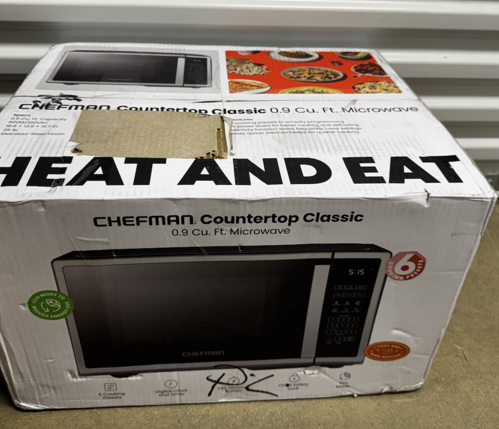 NEW Chefman Countertop Microwave Oven 0.9 Cu. Ft., 900W, 3 Presets, & 10 Power Levels
