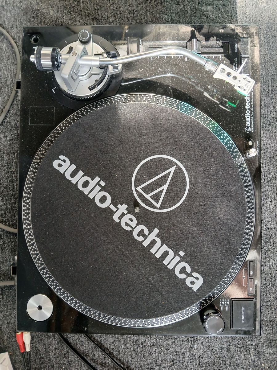Audio Technica direct drive professional turntable