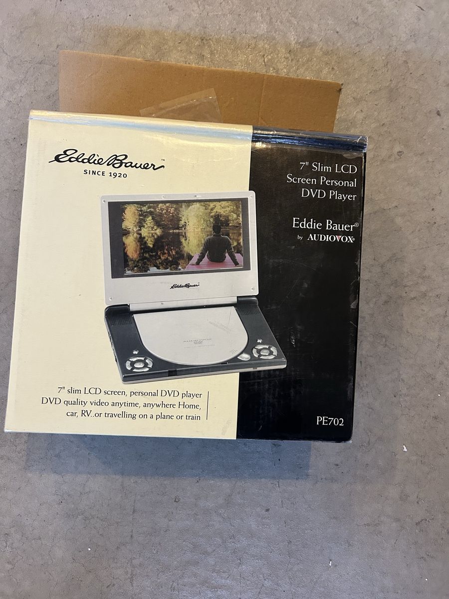 Eddie Bauer by Audiovox PE702 7" Slim LCD Portable DVD Player with Remote & Charger