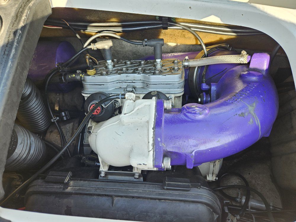Main image 6