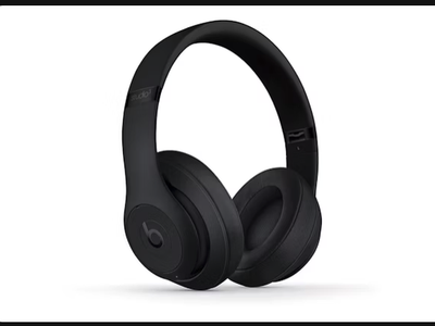 Beats Studio3 Wireless Headphones – Matte Black – Brand New